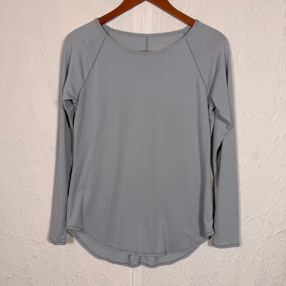 Athleta Shanti Micro Stripe Tencel Long Sleeve Athletic Top Sz S